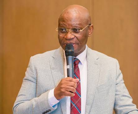 RDC : sept cas suspects d’Ebola testés négatifs sur une embarcation à 65 km de…
